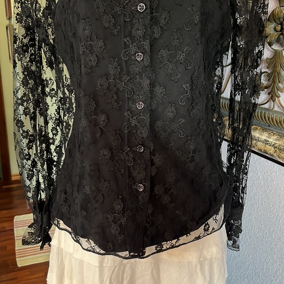 EUC Ravishing Venus Lace Sheer with Camisole Black button up blouse Sz M - Picture 4 of 11